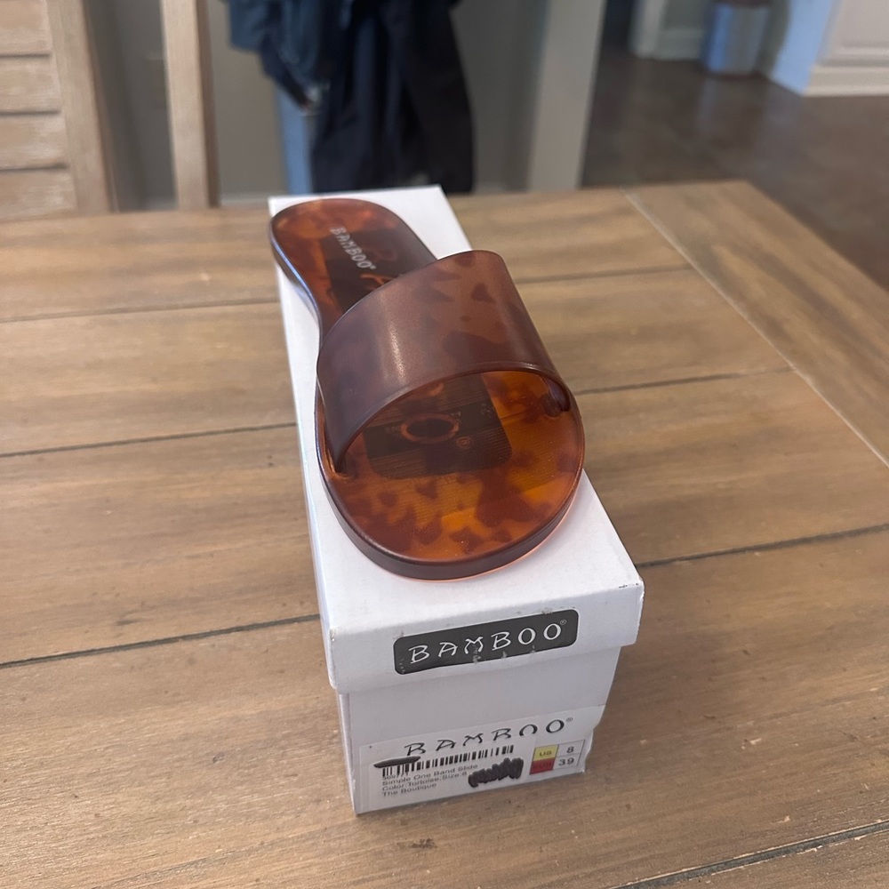 Bamboo-NEVER WORN-tortoise